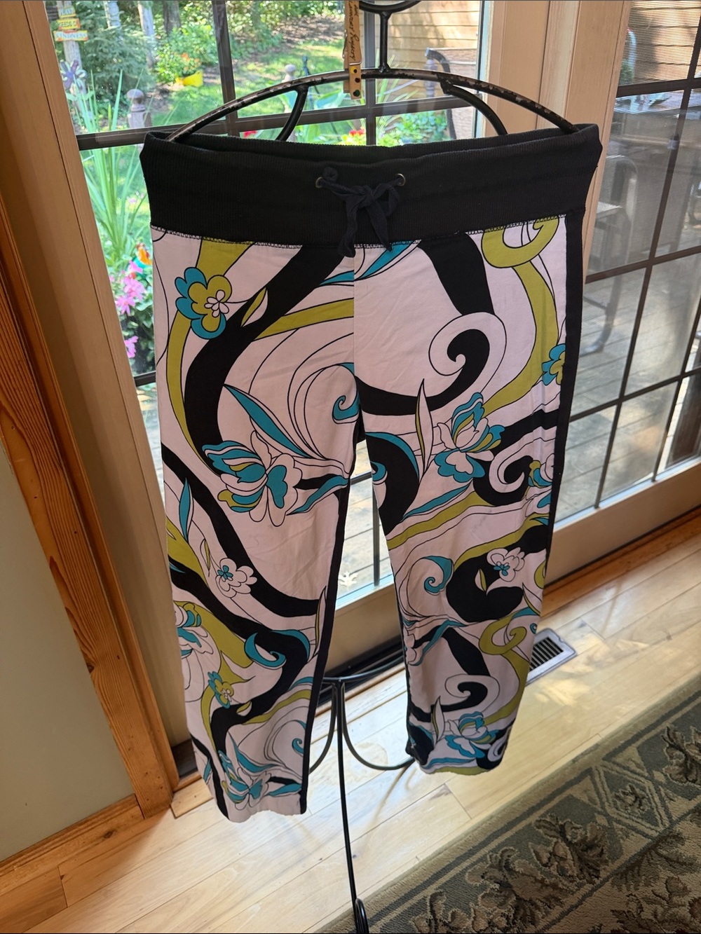 Nilla Shields Graphic Floral Drawstring Psychedelic Abstract Swirl Sz 31 Capri